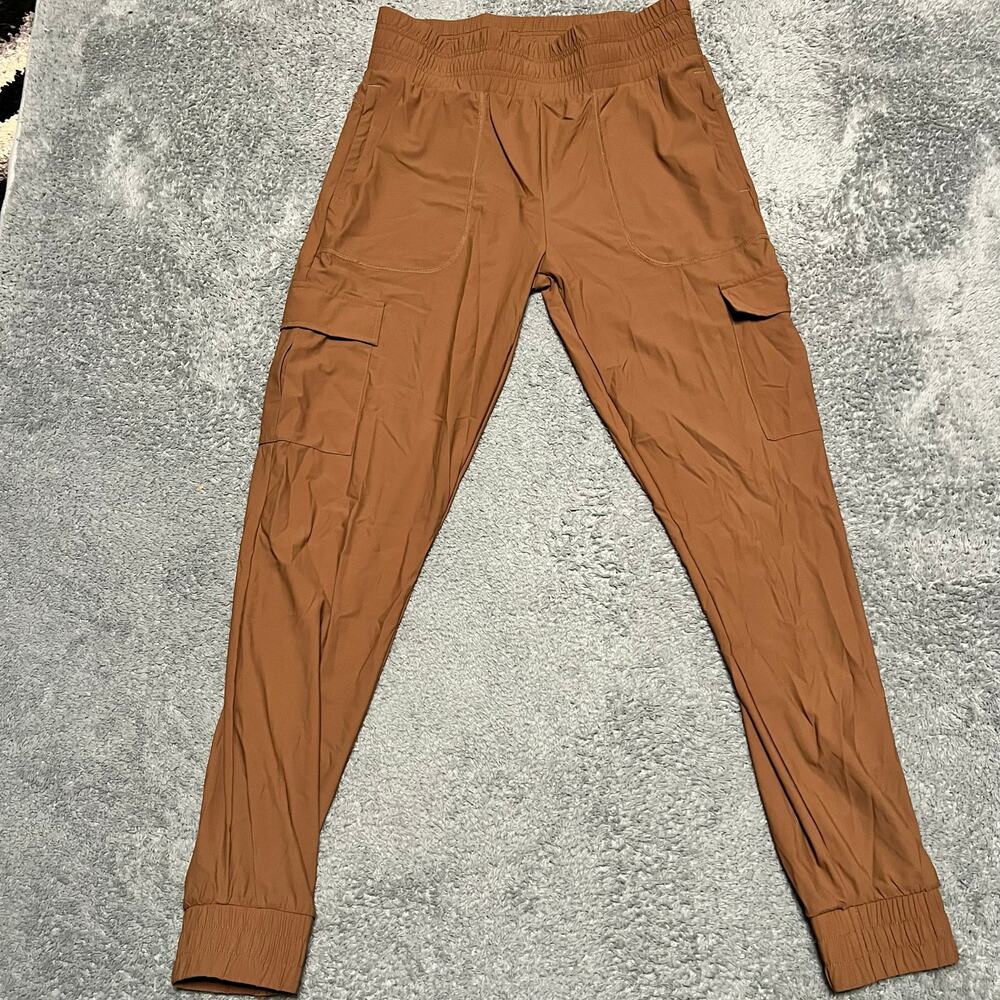 Balance Athletica Vitality In ants Womens Medium Swift Cargo Jogger Brown